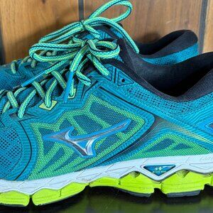 Mizuno Wave Sky Women's Sneakes Sz 10 Teal - NO Insoles - Overall Good Condition